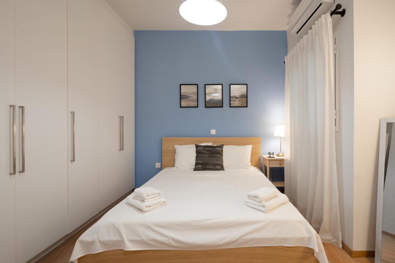 Exclusive Apartment In The Heart Of Атина Екстериор снимка