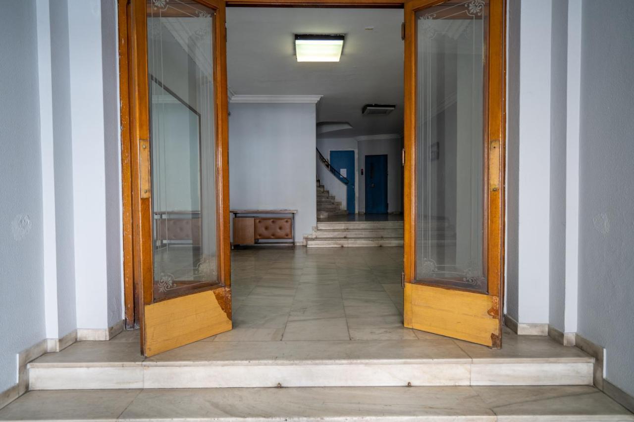 Exclusive Apartment In The Heart Of Атина Екстериор снимка